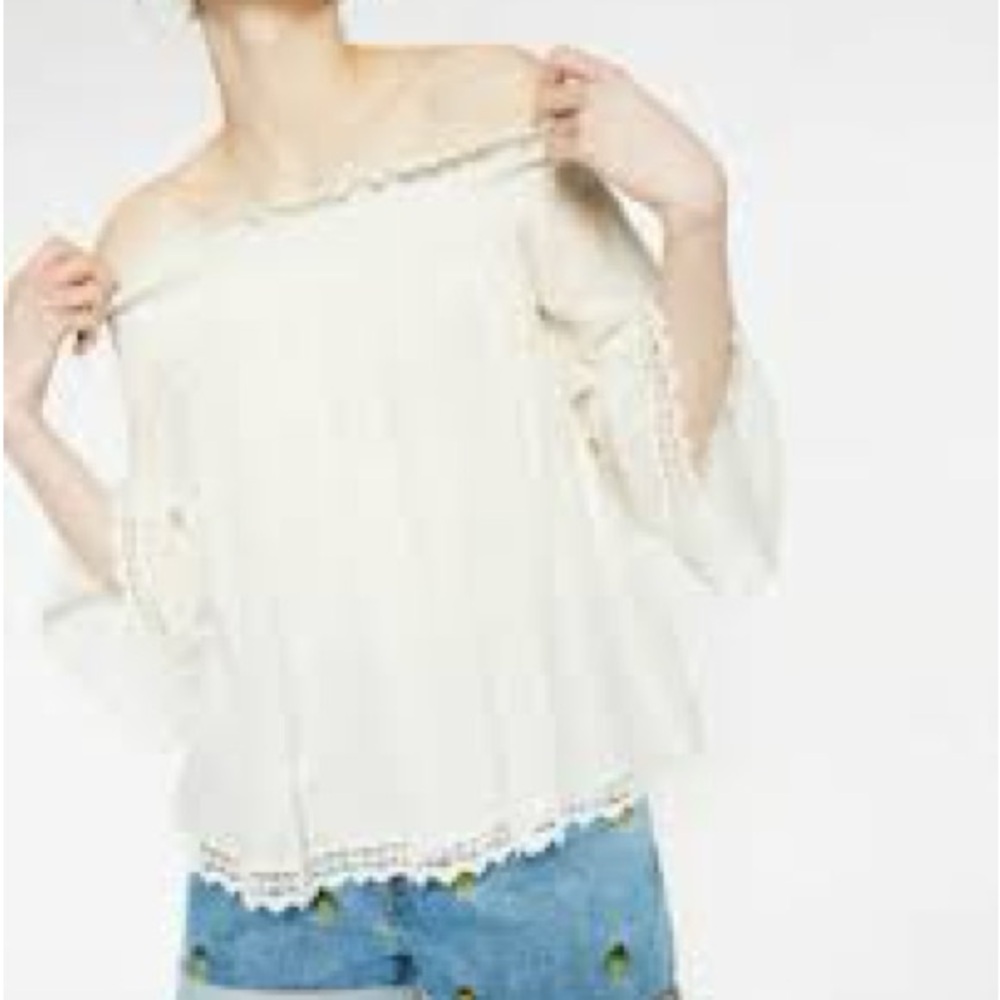 Zara Trafaluc Collection Off The Shoulder Cream Blouse Smocked Crop M